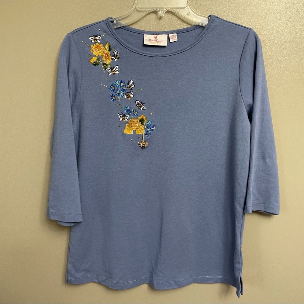 Quacker Factory Womens Tunic Top Blue Floral Bees Embellished Scoop Small
